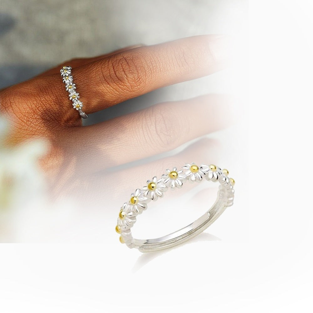 Dahliana – Anillo Margarita en Plata Ajustable y Esmalte Pintado a Mano