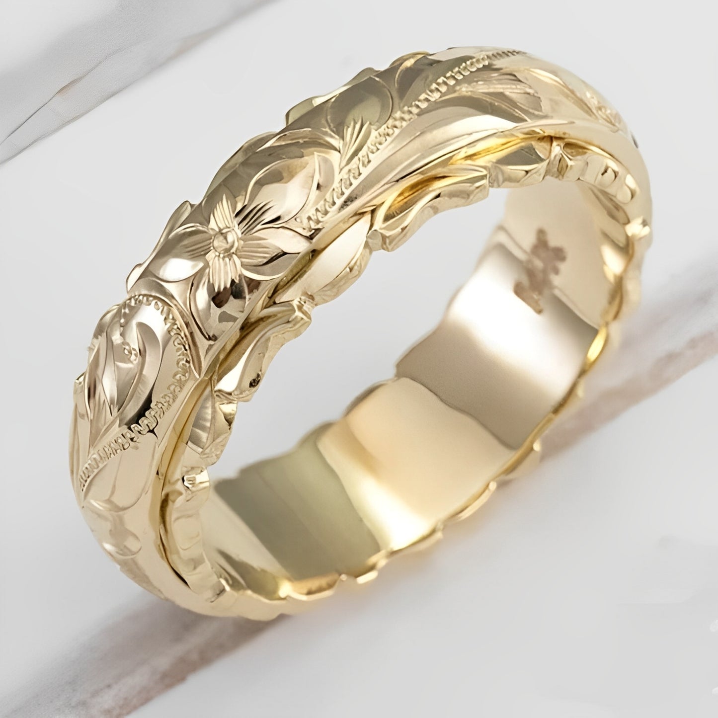 Melanie – Anillo Vintage con Flor Dorada
