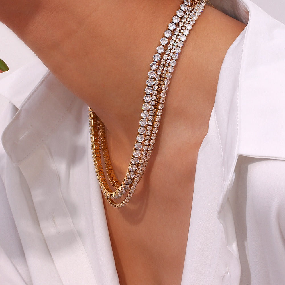 Linnea – Collar de Tenis Dorado con Piedras Brillantes