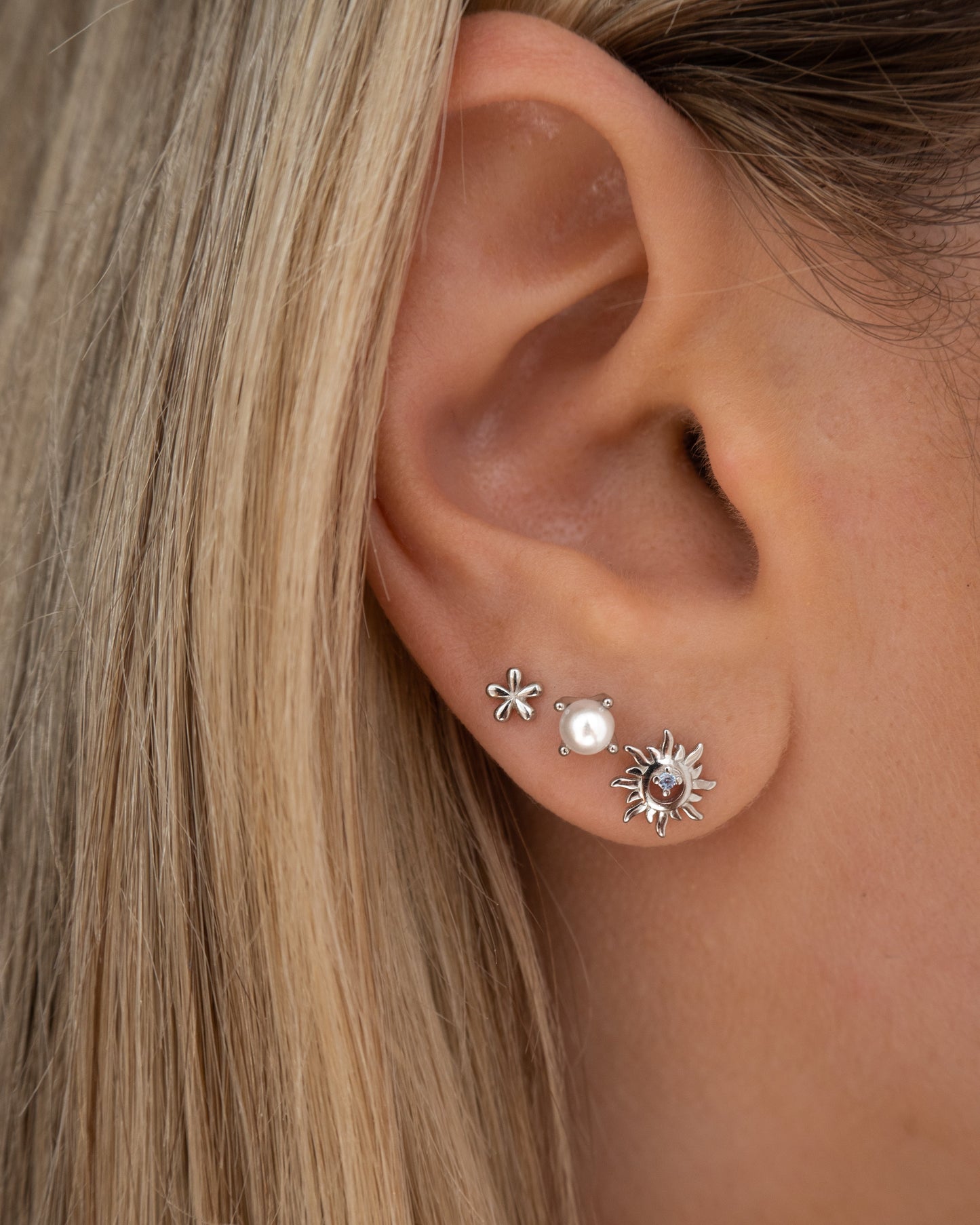 Pendientes Mini Flores de Plata Esterlina