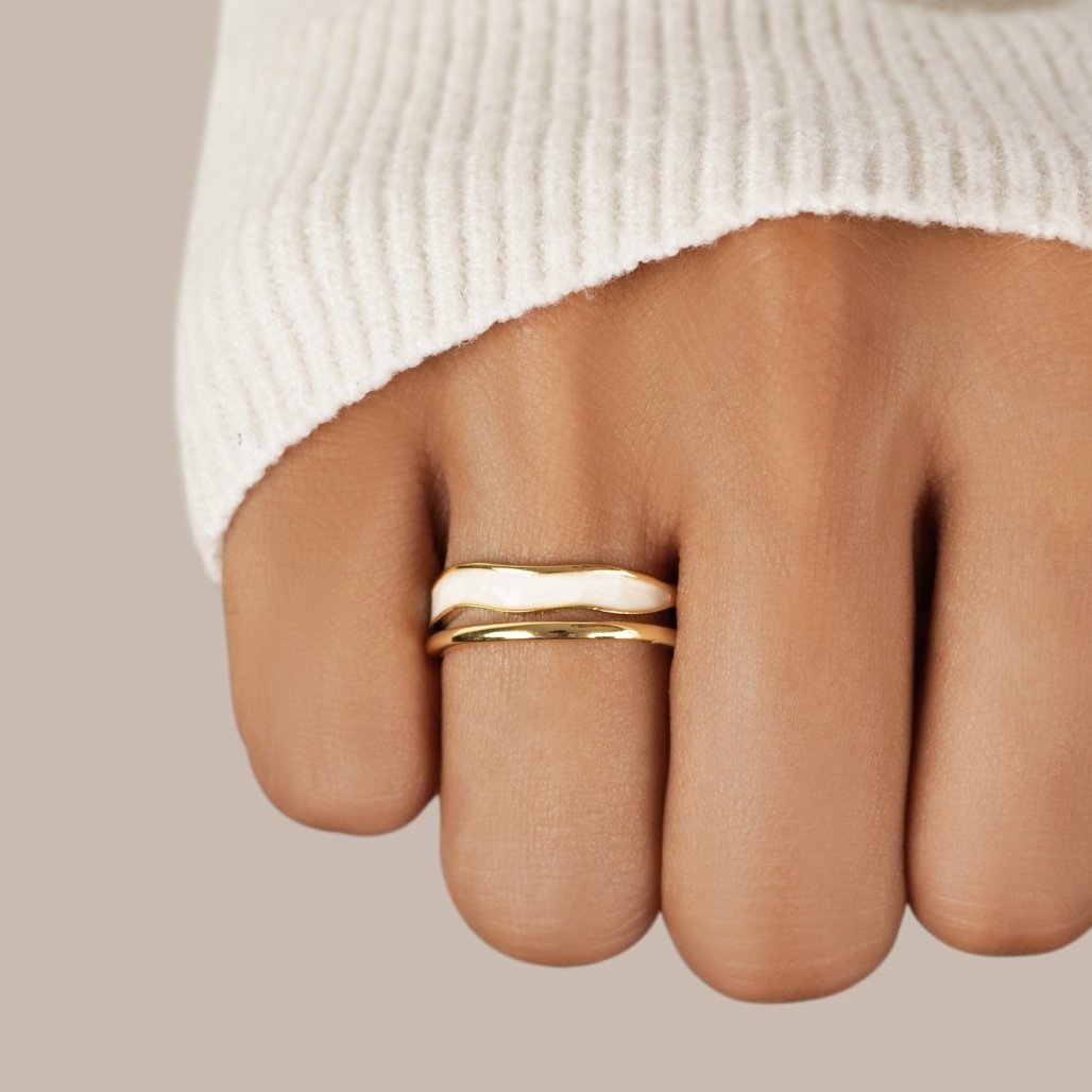 Fely – Anillo Sahara Dorado en Capas