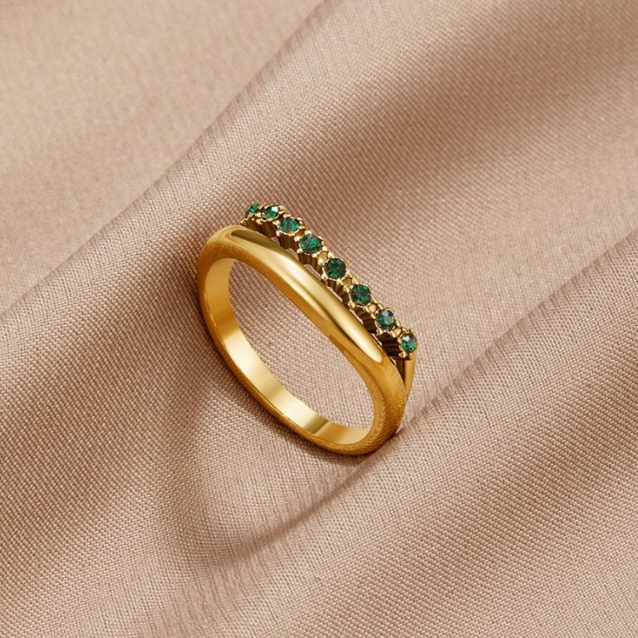 Issa – Bague Superpuesta Esmeralda Elegante