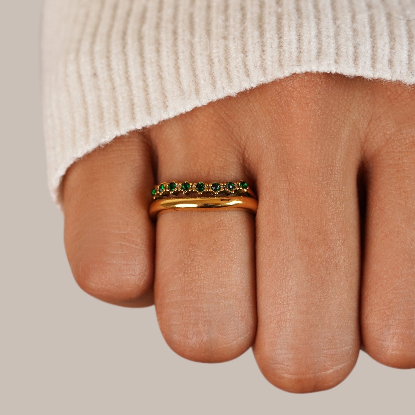 Issa – Bague Superpuesta Esmeralda Elegante