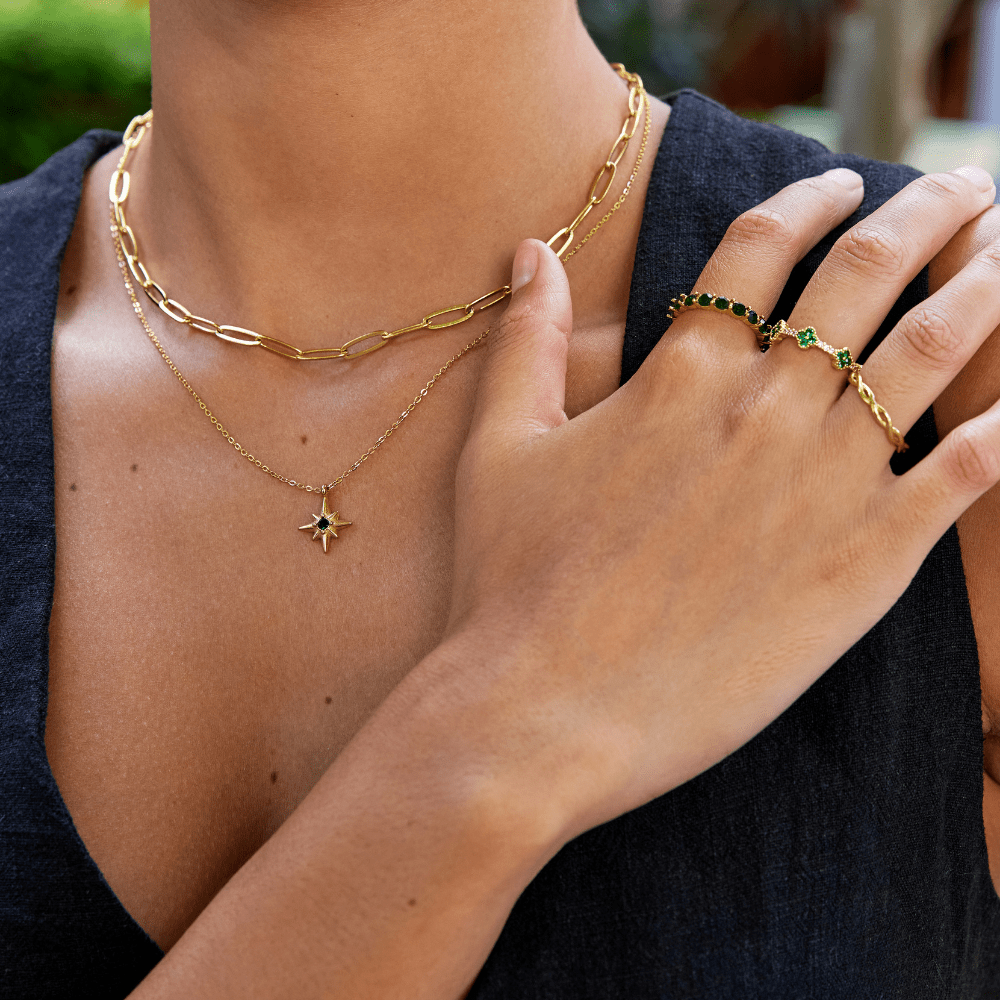 Mara – Collar Cadena Clip Dorado