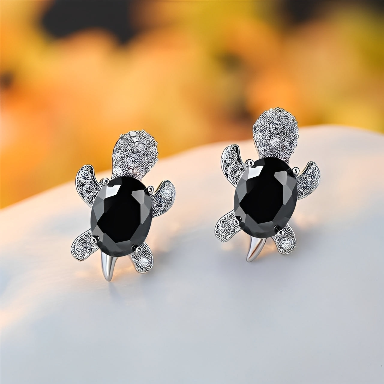 Talia – Pendientes de Tortuga Marina en Plata y Circonita