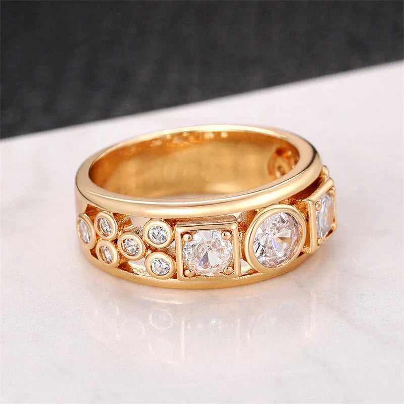 Lysandra – Anillo Precioso de Estilo Antiguo