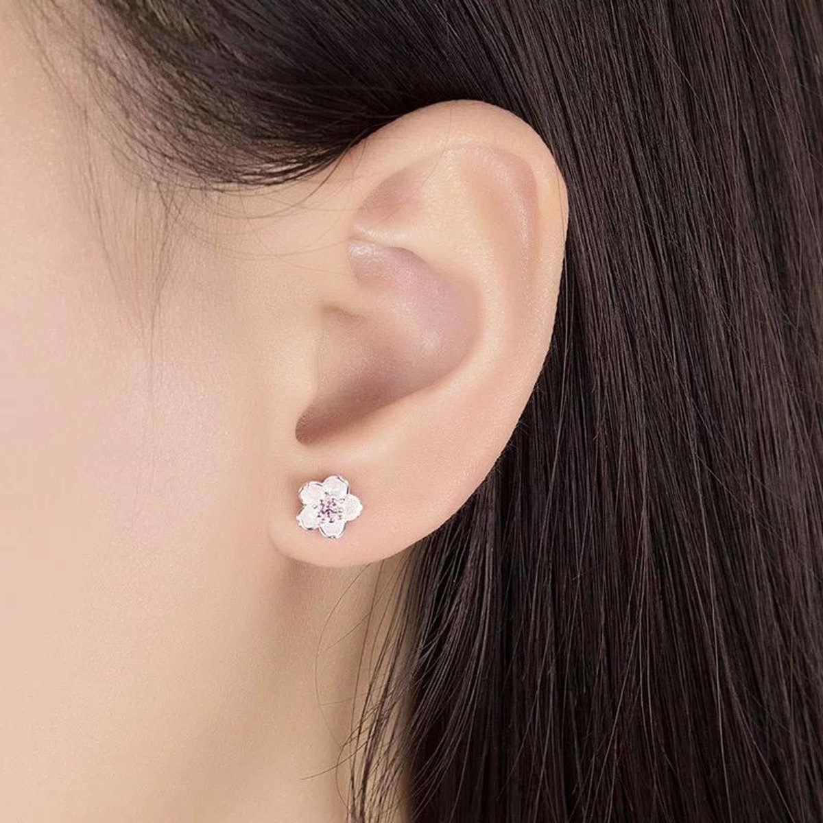 Holly - Pendientes de Flor de Cerezo en Plata