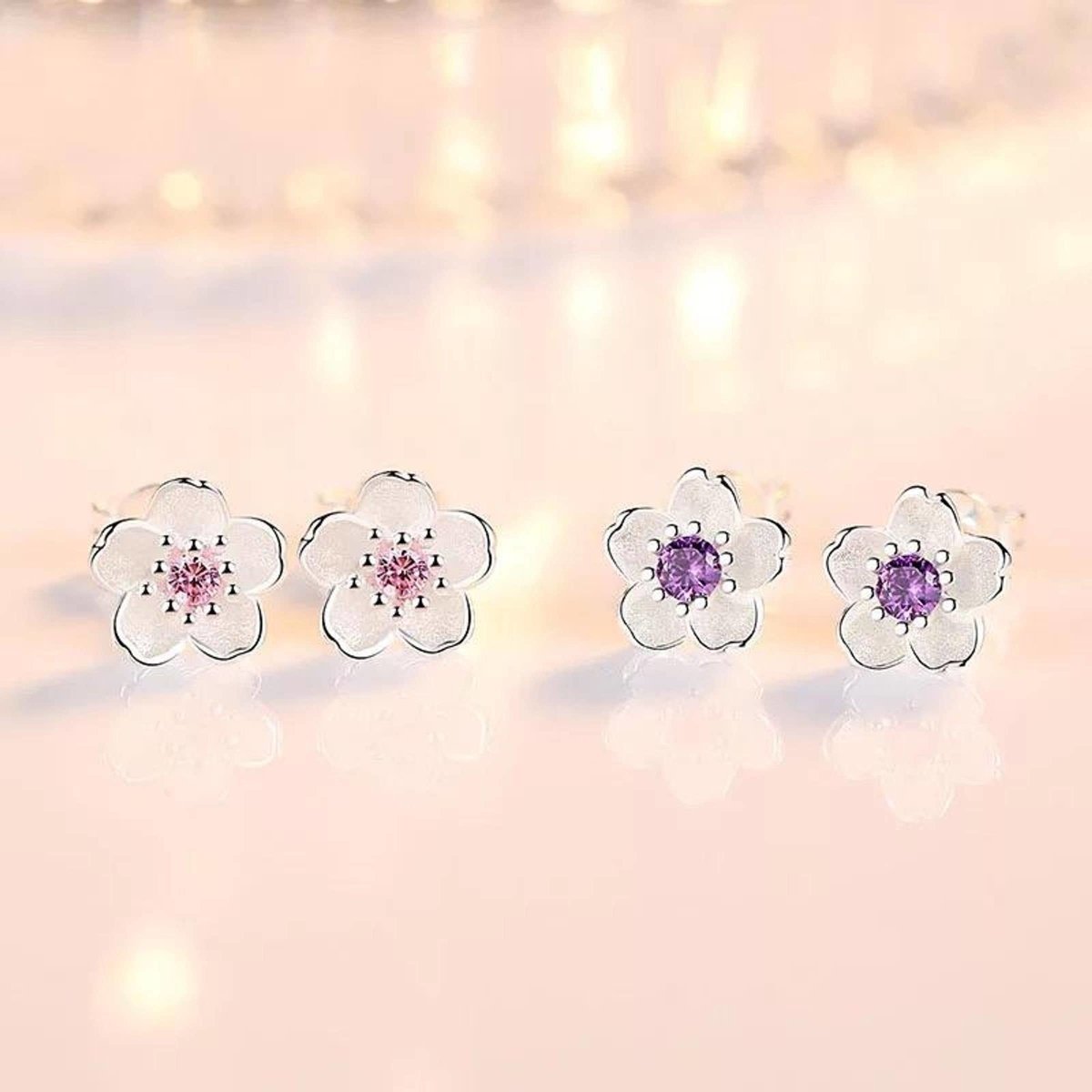 Holly - Pendientes de Flor de Cerezo en Plata