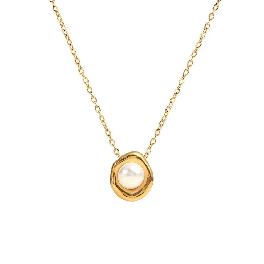 Zeph – Collar de Perlas de Agua Salada con Baño de Oro