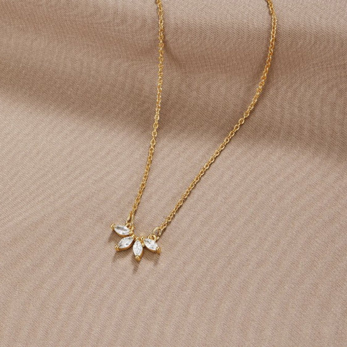 Tiffany – Collar Colgante Hoja en Cristal