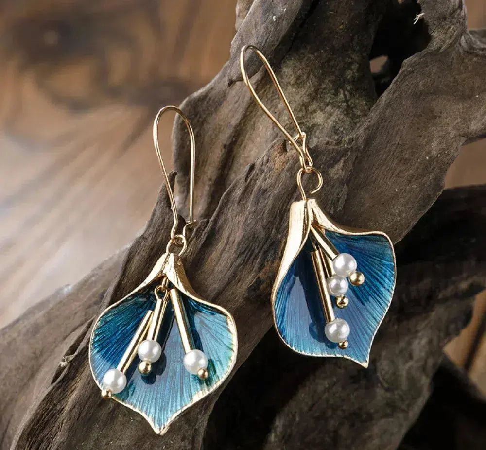Nayeli – Pendientes Lotus Azul en Plata Vintage