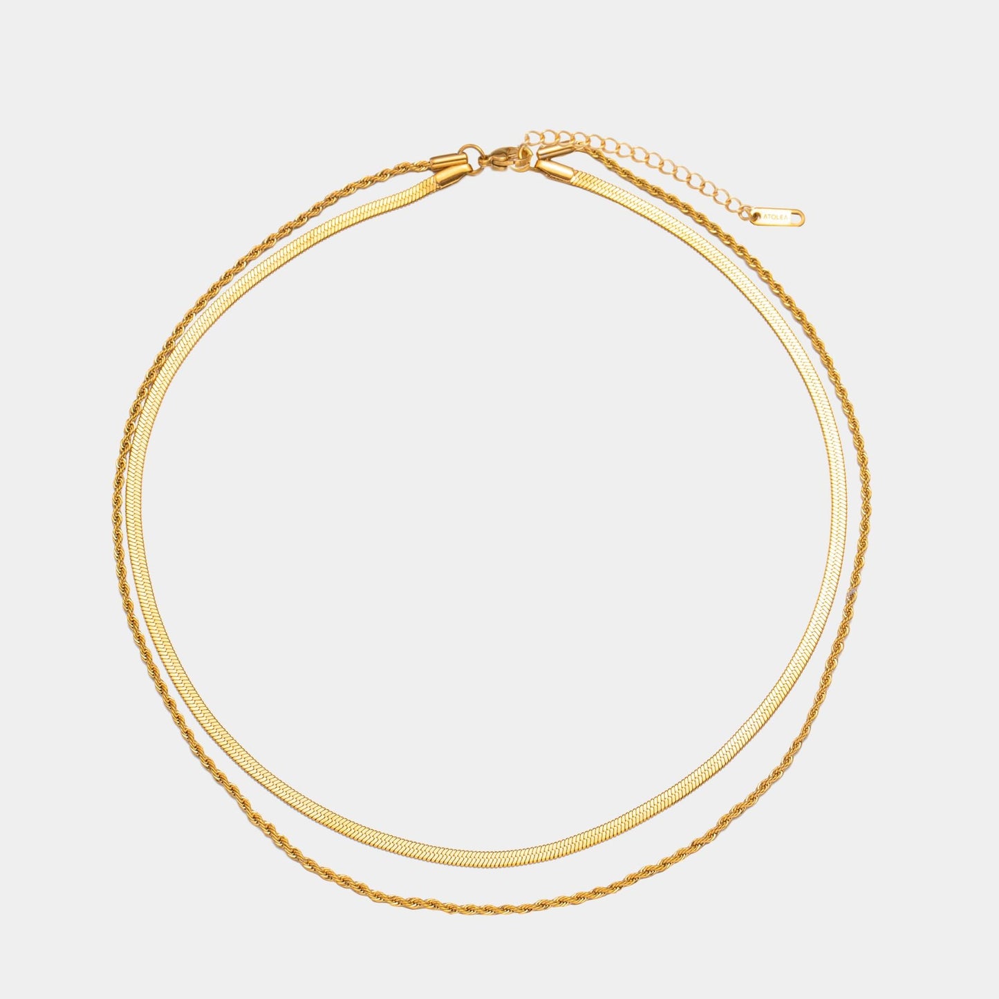 Ios – Collar Doble en Capas con Baño de Oro