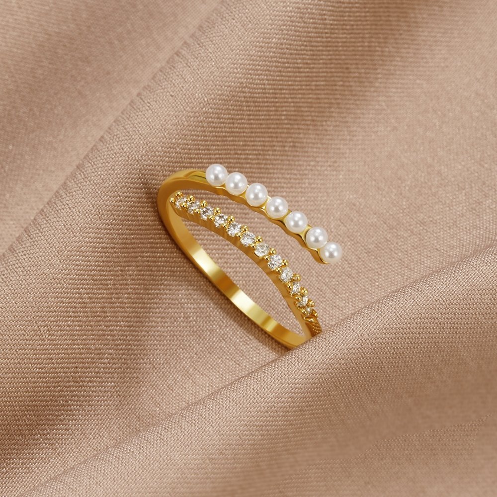 Nerie – Collar Cadena Dorado con Perlas
