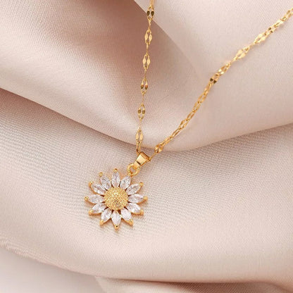 Jennie – Collar Girasol en Cristal y Acabado Dorado
