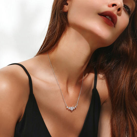 Zirkonia Petal Halskette – Collar de Pétalos de Circonita