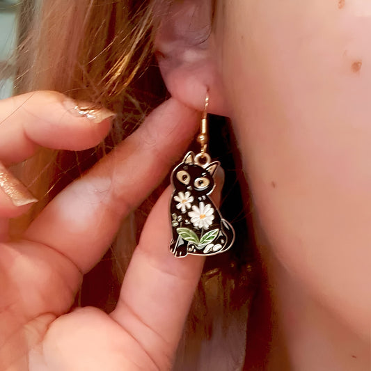 Polly – Pendientes Gato Retro Elegantes