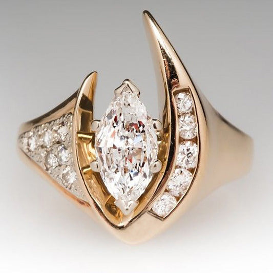 Kaela – Anillo Vintage Bicolor con Circonio y Forma Irregular