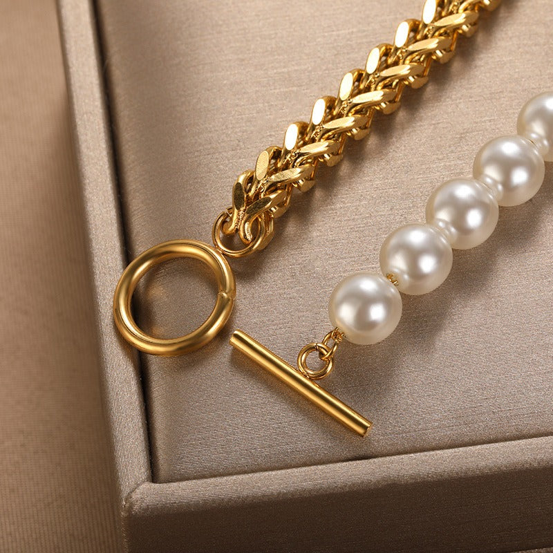 Cassia – Pulsera Dorada Elegante con Perlas