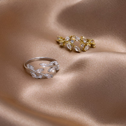 Aretha – Anillo Liana Cristal en Oro 18K