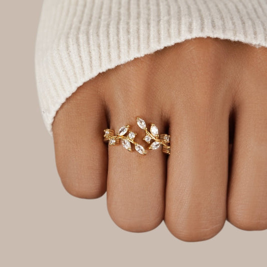 Aretha – Anillo Liana Cristal en Oro 18K