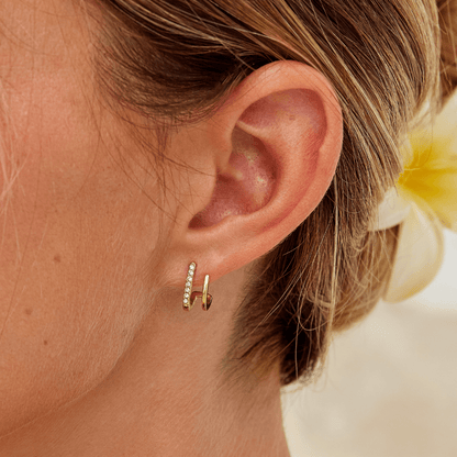 Zendaya – Pendientes de Garras de Cristal en Oro de 18K