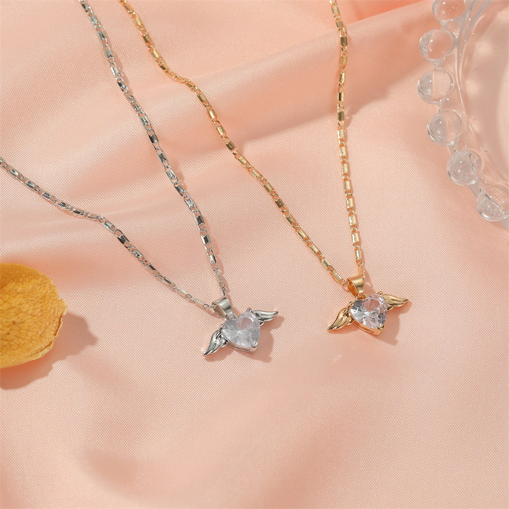 Collar Alas del Amor - Cadena Corazones y Alas