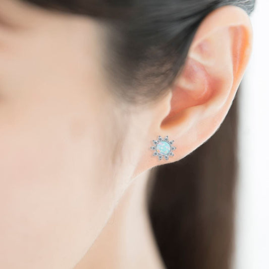 Hermione – Pendientes Refinados Ópalo de Fuego Blanco