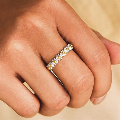 Anillo Ajustable de Margaritas para Damas con Motivo de Flor