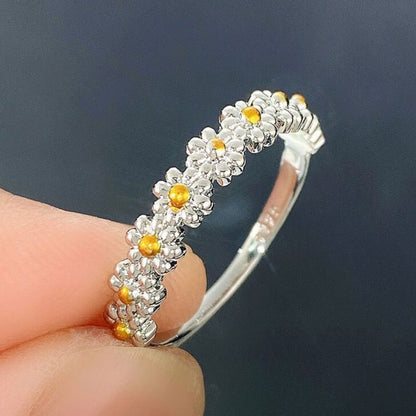 Anillo Ajustable de Margaritas para Damas con Motivo de Flor