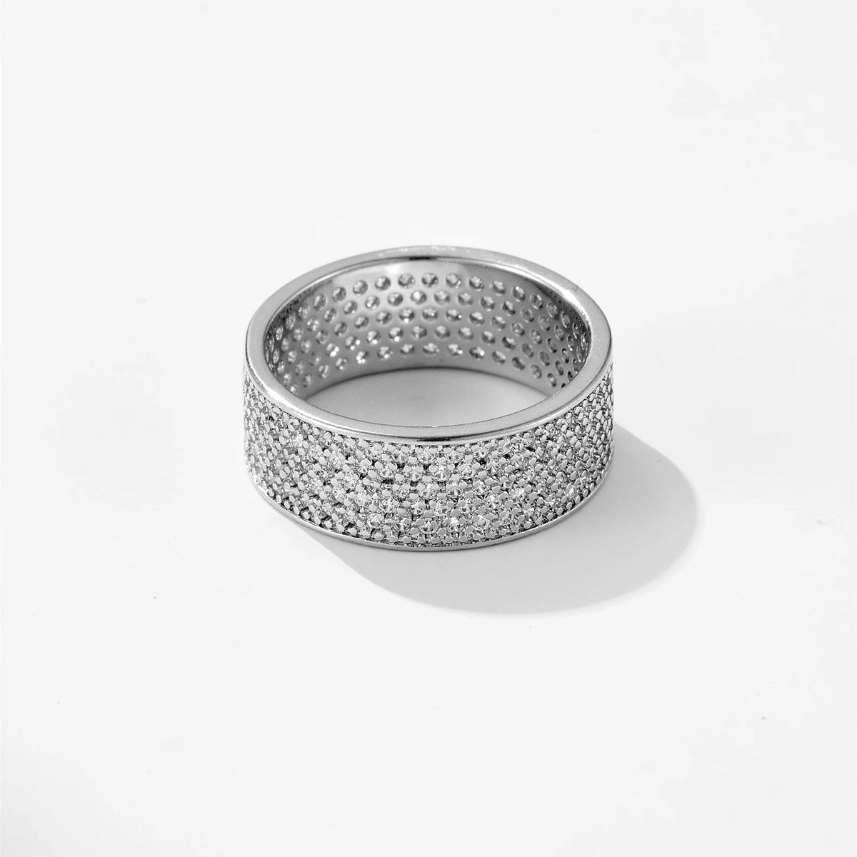 Anillo de Declaración Ancho para Mujeres con Incrustación de Piedras Completa