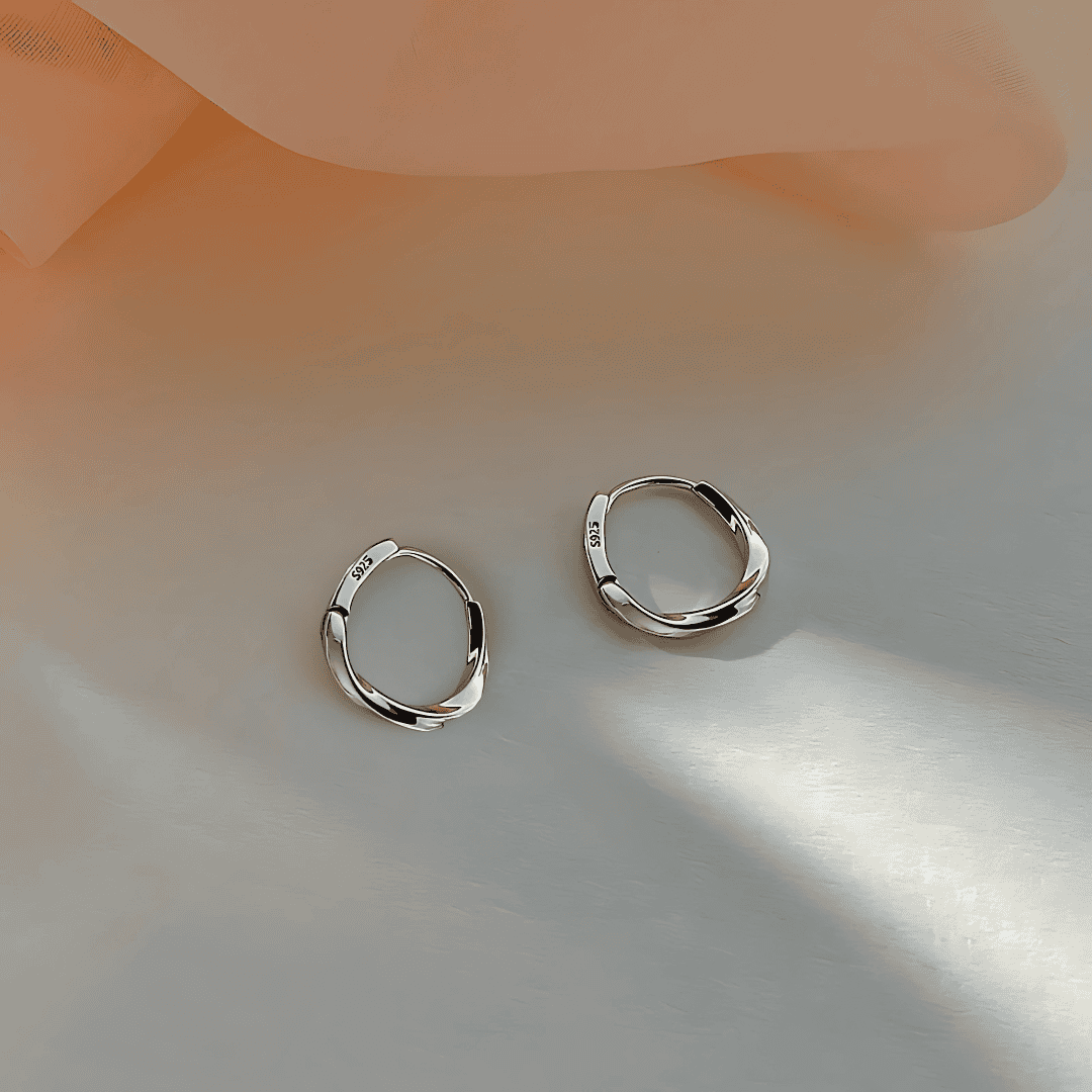 Bella – Pendientes de Diseño Moderno