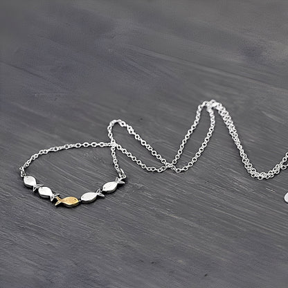 Amandine – Collar Pez Dorado Elegante