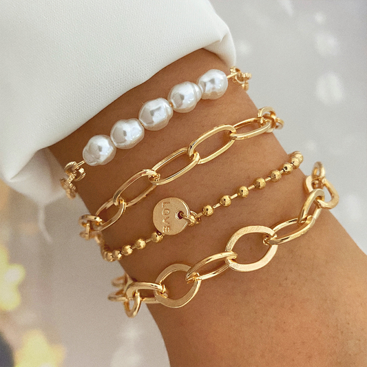 Pulsera apilada de oro de 18 quilates - Apilamiento de pulseras para chicas doradas