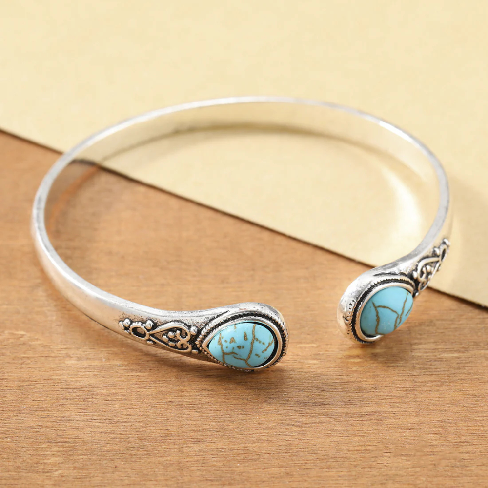 Pulsera Boho Ajustable para Damas con Detalles de Piedra Decorativos