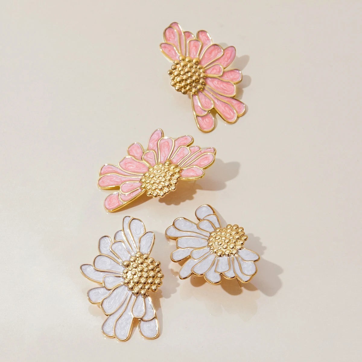 Damas Pendientes Florales con Diseño Floral y Acentos de Piedra Brillante