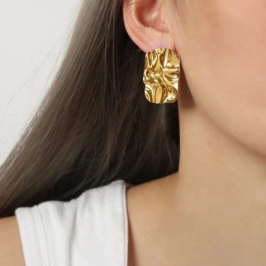 Rossana – Pendientes Cuadrados Plisados Elegantes