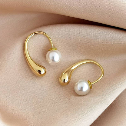 Pendientes de gota de agua con perlas