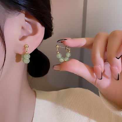 Pendientes de mujer con diseño de perlas redondas
