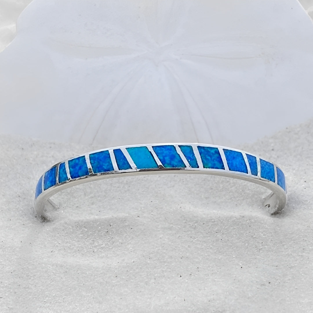 Naiara – Pulsera de Ópalo Azul y Plata Estilo Elegante