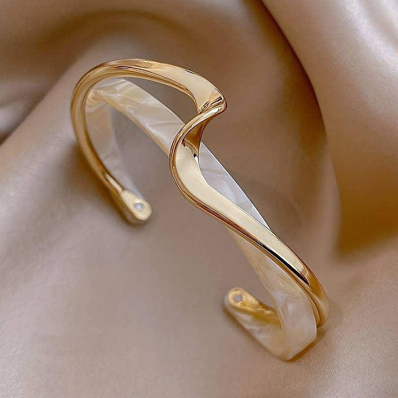 Brazalete ondulado con perlas - Oro 18K chapado