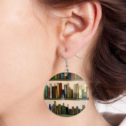 Pendientes de mujer con motivo de libro y biblioteca