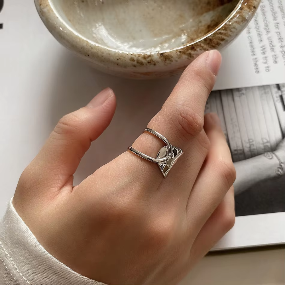 Damas Anillo Chunky Ajustable con Textura Martillada