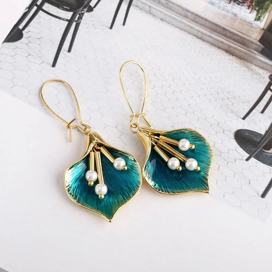 Nayeli – Pendientes Lotus Azul en Plata Vintage