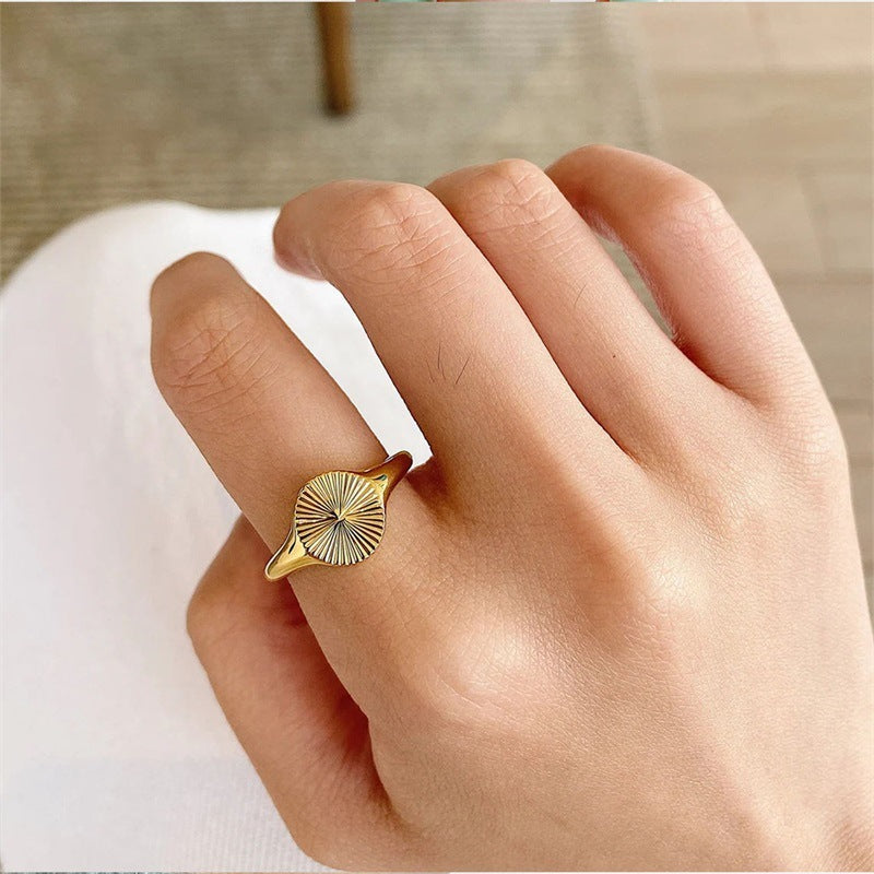 Hera – Anillo Sol Radiante