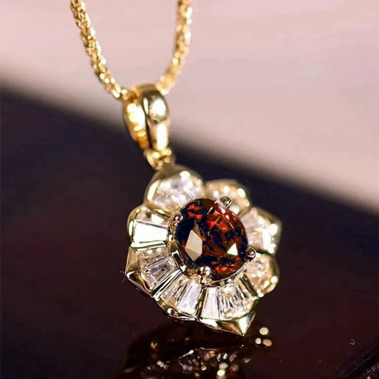 Kavella – Collar Dorado Elegante