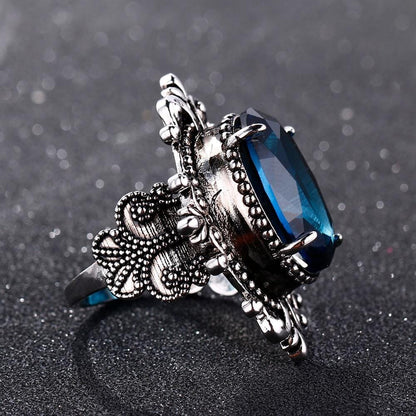 Ysoria – Anillo Pavo Real en Zafiro Azul Vintage