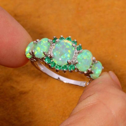 Toni – Anillo Ópalo Verde & Esmeralda