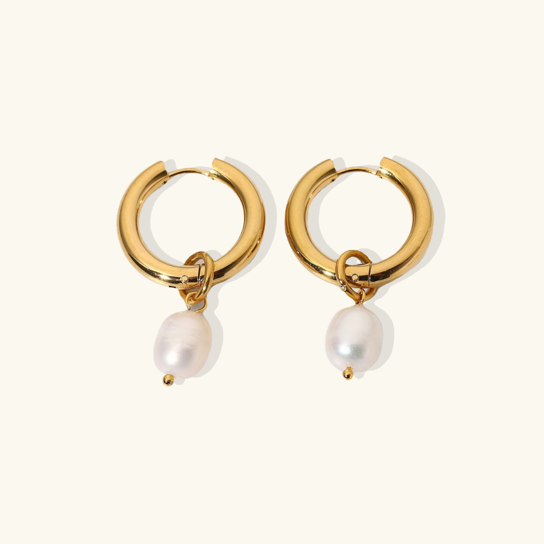 Ada – Aretes de Perla Elegante