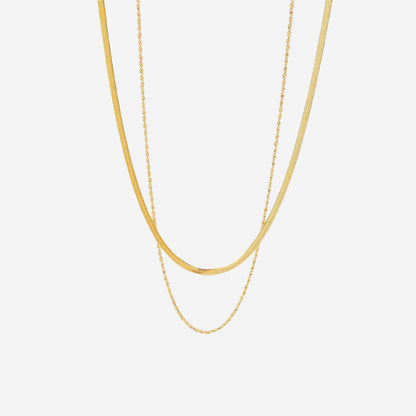 Alba – Collar Cadena Dorado Elegante
