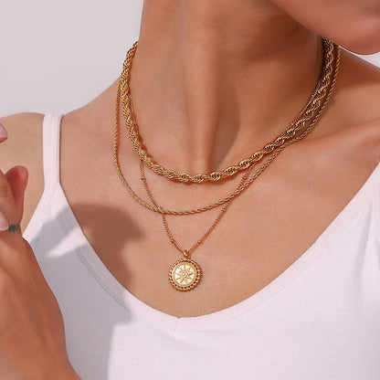 Nelia – Collar Dorado Elegante